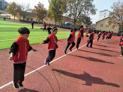 適合小學生體育運動項目-跳繩